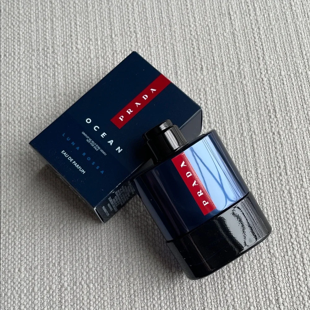 Prada Ocean Luna Rossa miniature